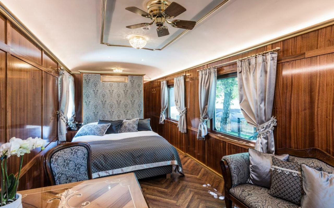 Luxury Lodge - Lener Express Freienfeld Exterior foto